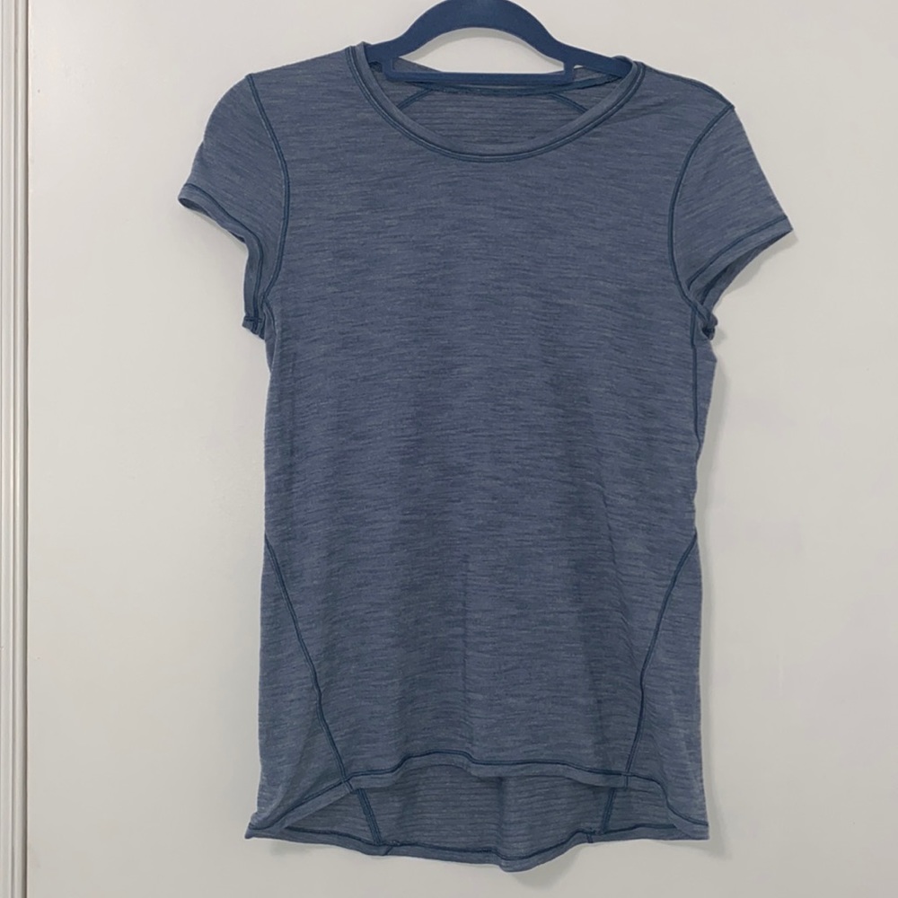Lululemon Tee